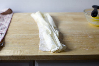 messily ruffled filo