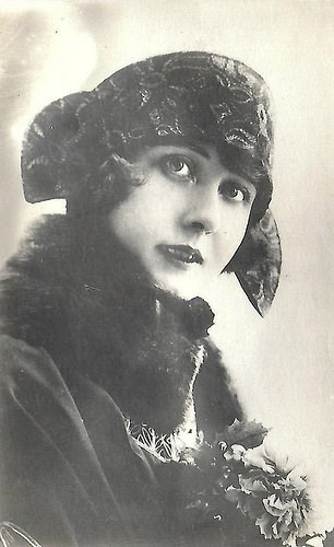 Vera Kholodnaya