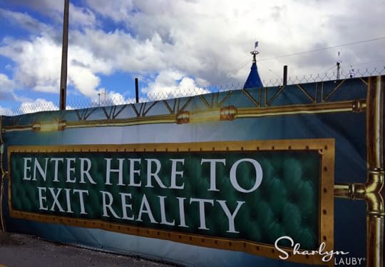 reality sign, banner, recruiting, realistic job preview, interview