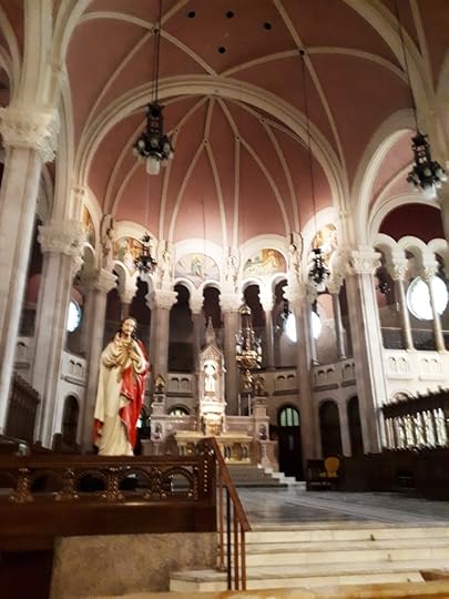 Église de Saint-Roch, interior and altar