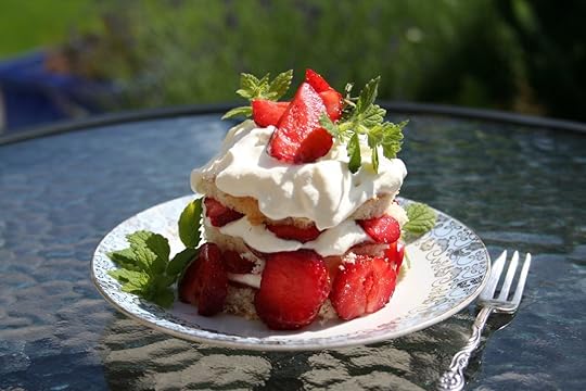 Swedish strawberry cake