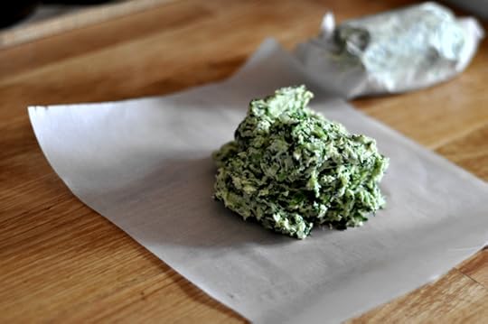 Making rolls of ramp butter