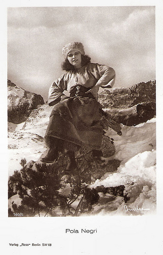 Pola Negri in Die Bergkatze (1921)