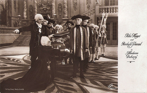 Pola Negri and Reinhold Schünzel in Madame DuBarry (1919)
