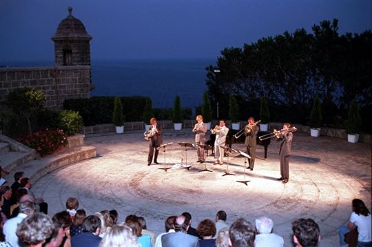 Monte Carlo entertainment