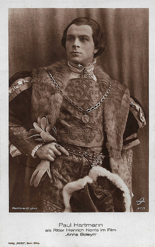 Paul Hartmann in Anna Boleyn (1920)