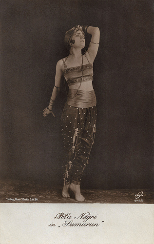 Pola Negri in Sumurun (1920)