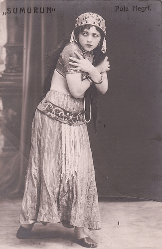 Pola Negri in Sumurun (1913)