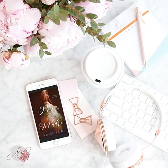 Onora la Madre Naike Ror