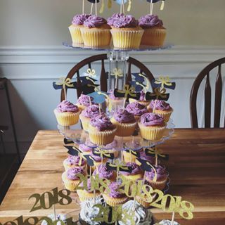Oh yeah...made these babies for the grad party on Sunday. Lemon-blueberry with wild blueberry buttercream frosting, and Oreo cream-filled with fresh whipped cream and crushed cookies. #cupcakes #graduation #party #makeyourown #livelifebeautifully