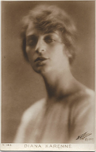 Diana Karenne