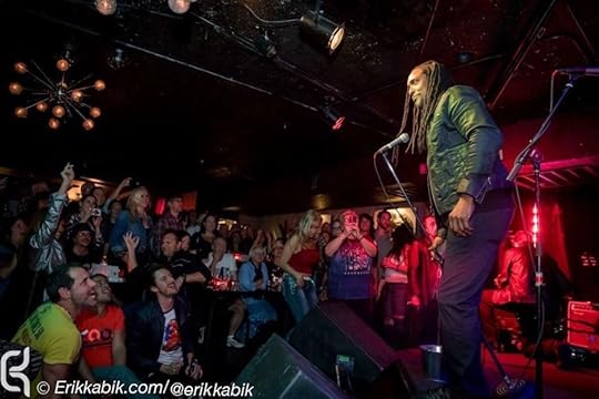 The Sand Dollar Lounge