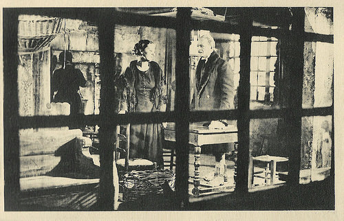 Lil Dagover and Gaston Jacquet in Le Tourbillon de Paris (1928)
