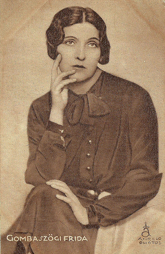 Frida Gombaszögi