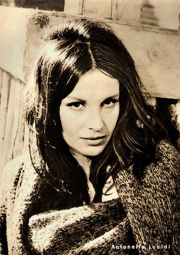 Antonella Lualdi in Columna (1968)