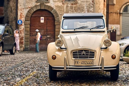 Retro beige Citroen 2 CV