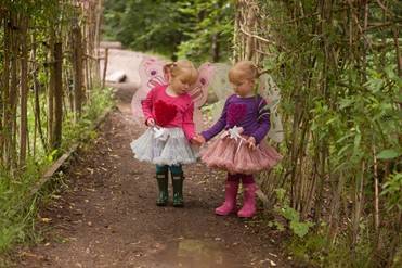  photo KateAmy_zpsgoxuoc2e.jpg