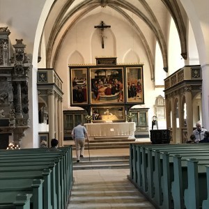 church on vacation, worshipping God on vacation, Catholic mass, Calvary Chapel, churches in foreign languages, translators at church, how to find a church while on vacation