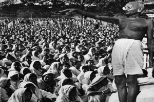 Rahul Gandhi, Mahatma Gandhi, Suit-Boot Ki Sarkar, Narendra Modi, NDA, Chittaranjan Das, Subhas Chandra Bose, Leonard A. Gordon, B.R. Nanda, Swaraj, civil disobedience, Prince of Wales, chauri chaura, Bolshevik Revolution, Russia, Communism