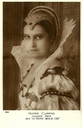 Viviane Clarens in Le tournoi dans la cité (Jean Renoir 1928)