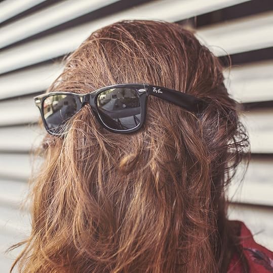 Sunglasses 2 Pixabay Cropped.jpg