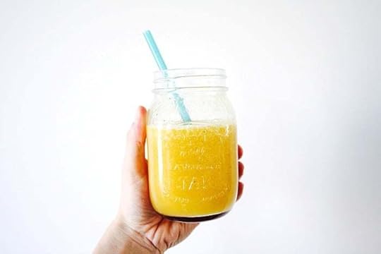 12 Healthy Ingredients to Add to a Smoothie