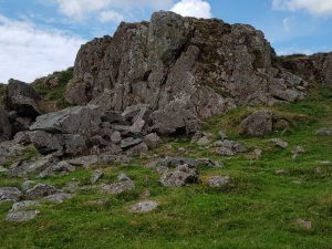 Rocky outcrop above Boot (