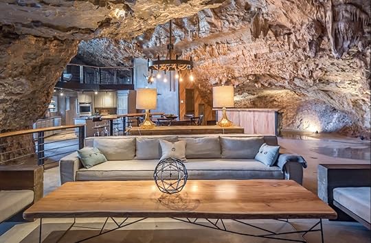 Cave accommodation in the Ozark Mountains in Arkansas