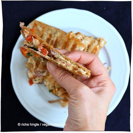 35 Vegan Recipes for Kids! Breakfast, lunch, afternoon snack, and dinner. Lots of easy kid-friendly vegan recipes that your child will love! #itdoesnttastelikechicken #vegankids #veganrecipes