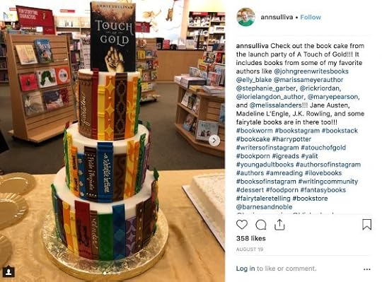 Book Cake