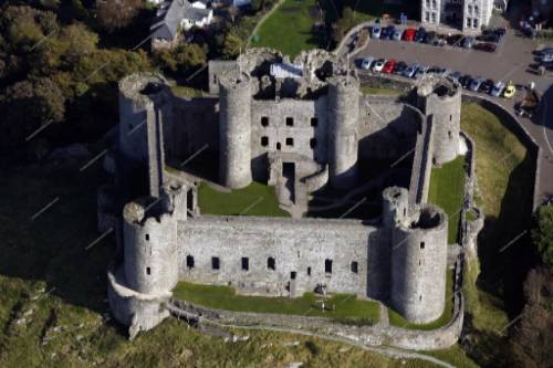  photo harlechcastleaerial_zpsmpebfslk.jpg