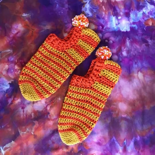 That 70's Slipper Sock | #Crochet #pattern by #VickieHowell #crochetgift #pompom #retro #vintage
