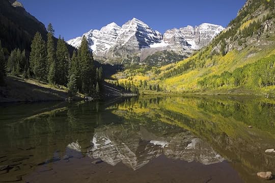 Mountain reflected in lake at Maroon Bells, Colorado, near Aspen