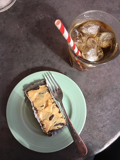 violet-bakery-brownie