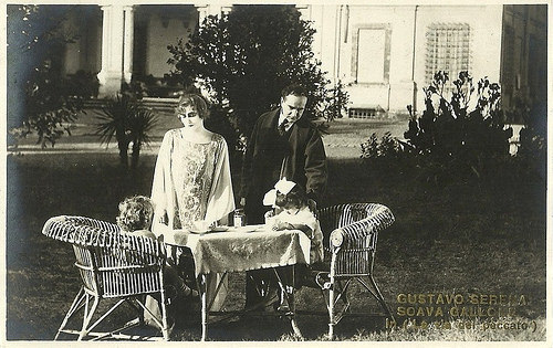 Soava Gallone and Gustavo Serena in La via del peccato (1925)