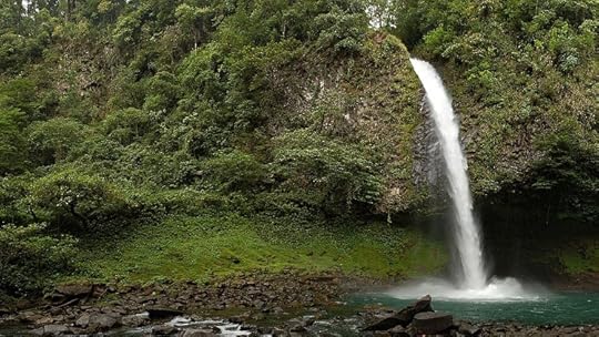 La Fortuna Waterfall, Best Things to do in Costa Rica, Survive Travel