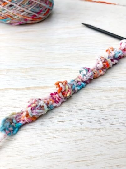 How to Knit Trimmings with Vickie Howell | How to knit edgings | In this video and free patterns, Vickie teaches how to knit lacy points, bobble tape, and an original design knit ribbon. #howtoknit #askmemonday #knitterspride #knitedgings #knittrimmings #bobbles #icord