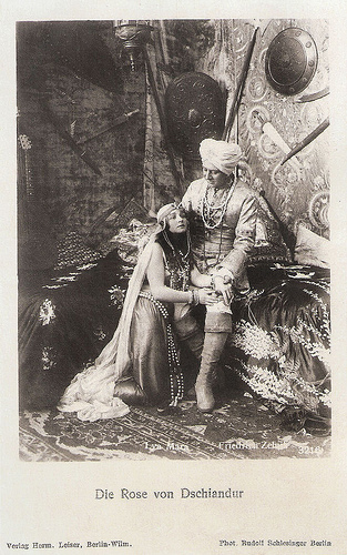 Lya Mara and Friedrich Zelnik in Die Rose von Dschiandur (1918)