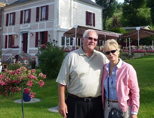 Nancy_and_Richard_Zieman_at_Monet_Gardens