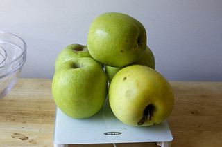 new york mutzu apples