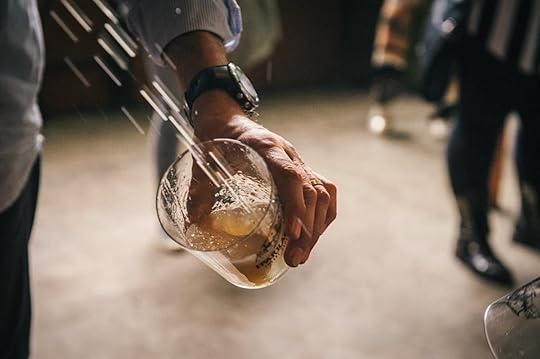 Basque cider pouring tradition