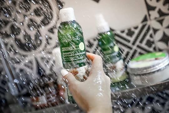 merilin-taimre-paljas-porgand-ilu-kosmeetika-tervis-kõõm-psoriaas-peanahk-probleem-juuksehooldus