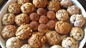 lots of muffins