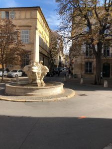 4 Dolphins Fountain today