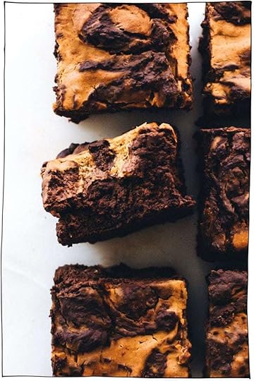 Vegan holiday potluck recipes!!! Everything from appetizers, salads, sides, mains, and of course desserts! Make ahead, then bring them to the party. Perfect for Thanksgiving, Christmas, or anytime holiday celebration. #itdoesnttastelikechicken #veganrecipes #veganthanksgiving #veganchristmas