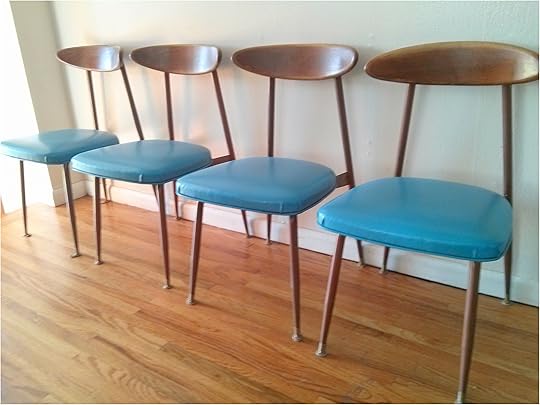 Modern Round Kitchen Table Contemporary Round Kitchen Table and Chairs