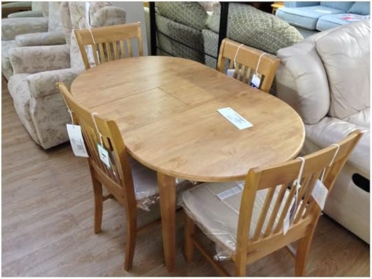 Round Extendable Kitchen Table Best 25 Round Extendable Dining Table Ideas On Pinterest