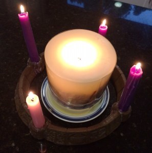 How to celebrate Advent, why candles during Advent, when does Advent start? What does Advent mean? Advent candles for peace, joy, love, hope, Jesus, liturgical churches