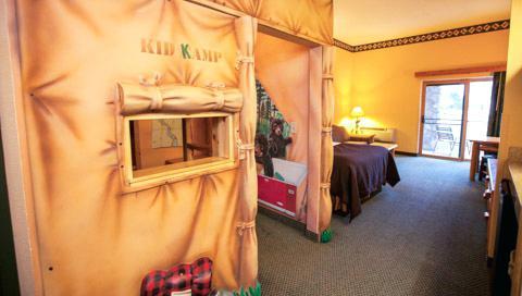 oh what a room kids love the built in tent in the suite at great wolf lodge room and board soho
