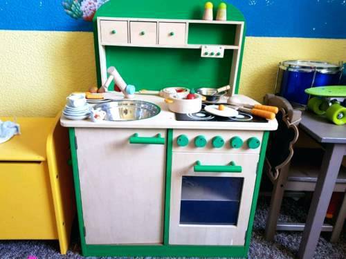 holzkuche kinderkuche 1 4 1 4 in beleuchtung wohnzimmer